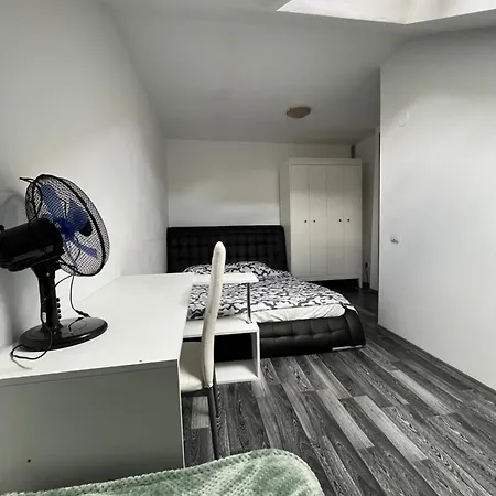 Mari's Cozy Duplex Apartman
